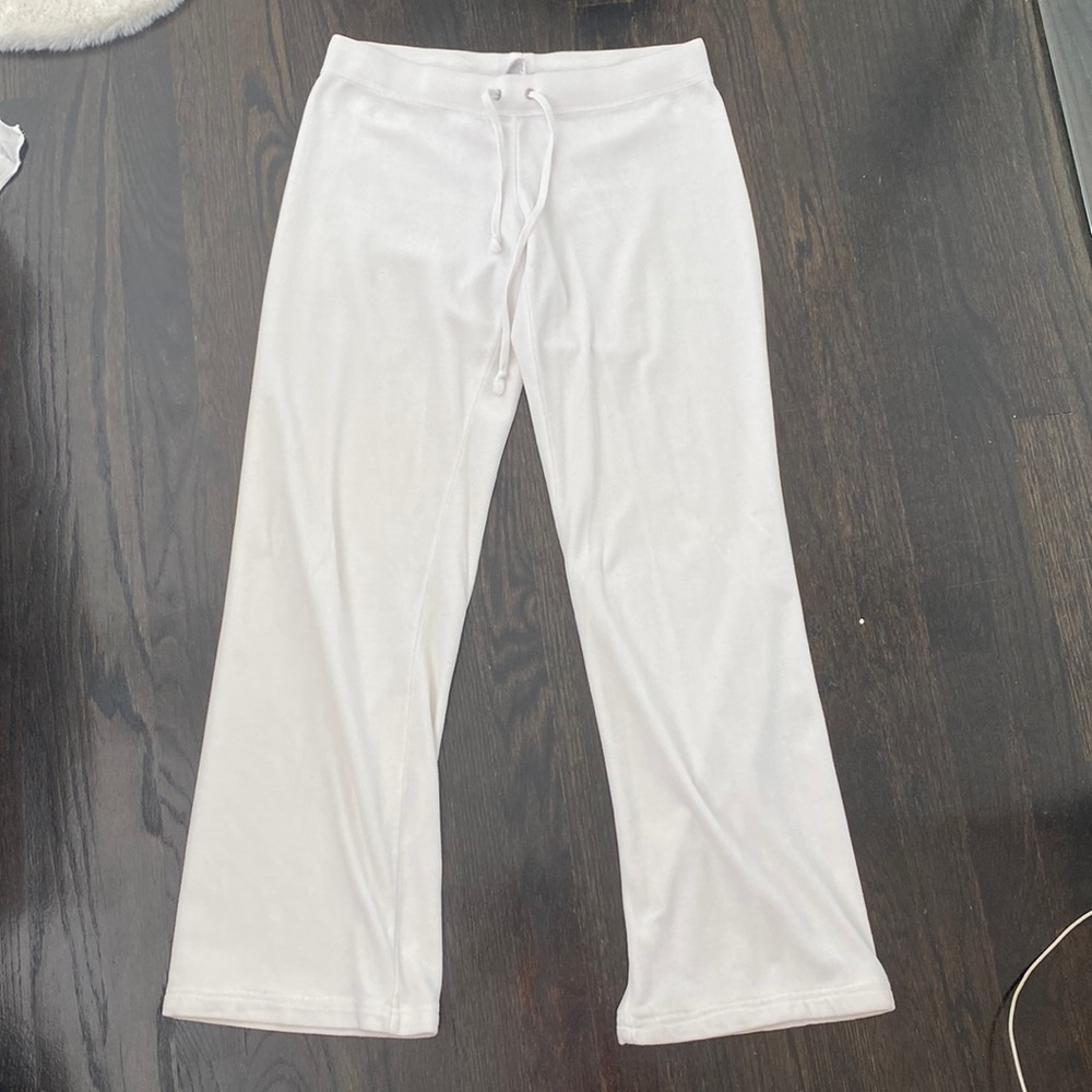 White Juicy Couture pants. Size small